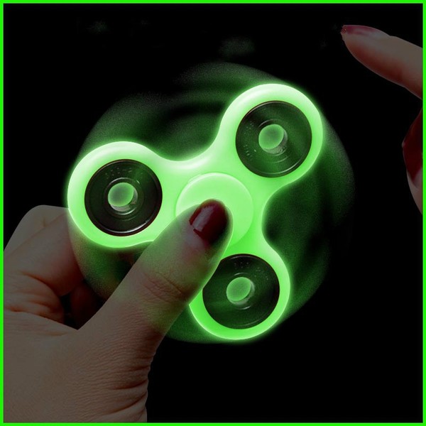 glow in the dark fidget spinner