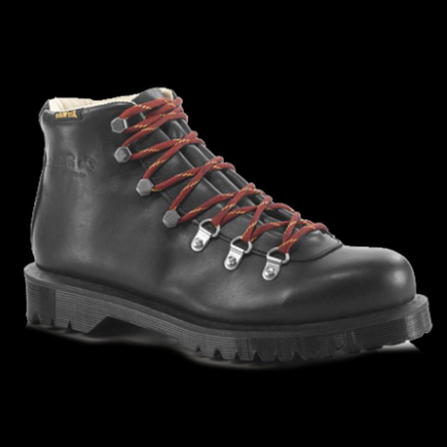 Dr. Martens Men s Holt Boots Black Alsina Tanga