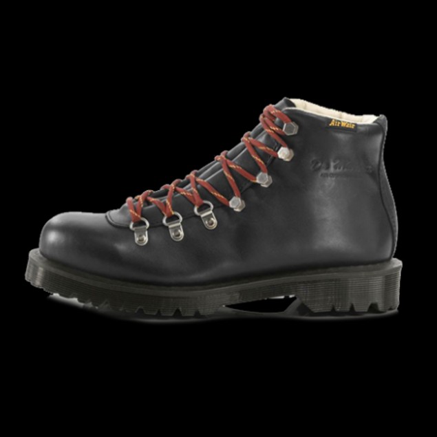 Doc 2025 martens holt