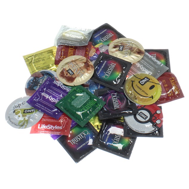 Ultimate Premium Assorted Condom Sampler 50/100/200 Pack - Tanga