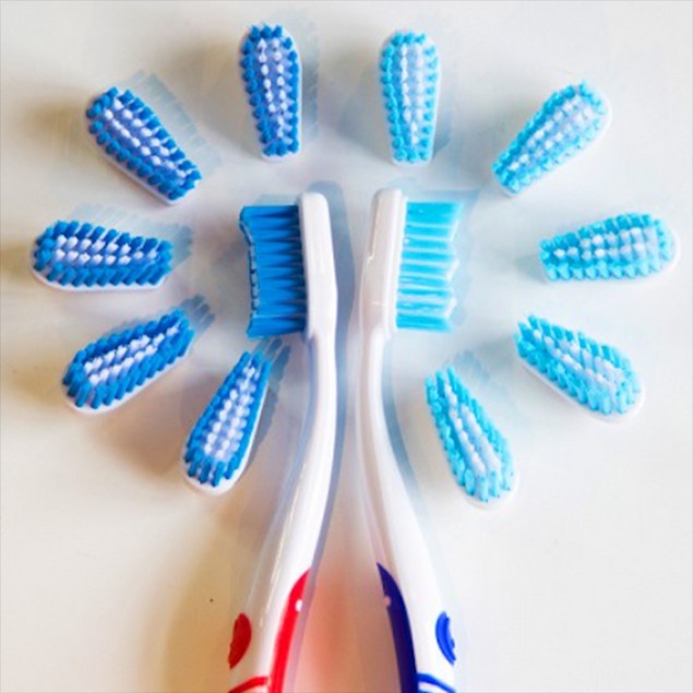 2 Complete Toothbrushes PLUS 5 New Changeable Brush Heads - Tanga
